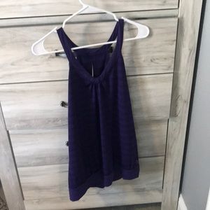 workout tank top